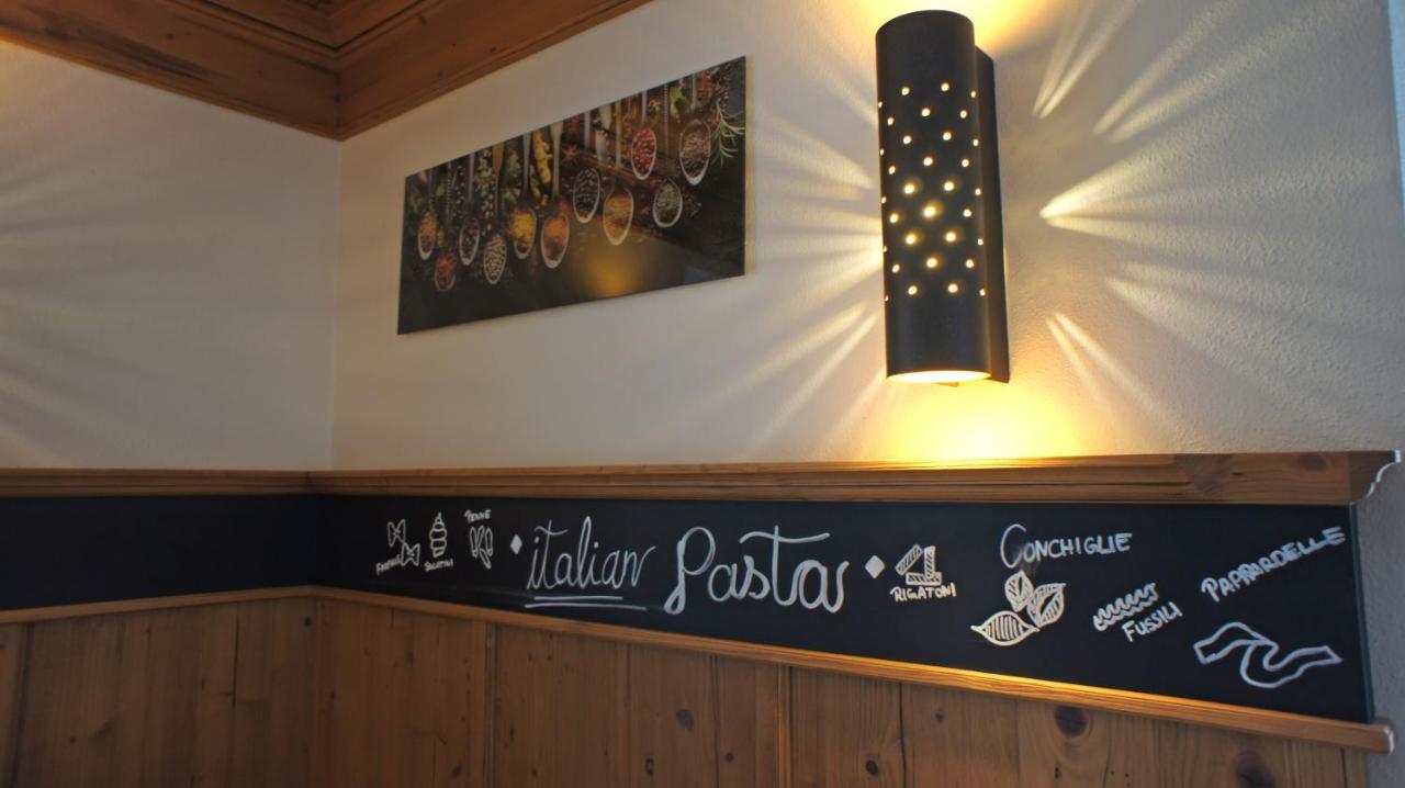 Hotel Heimfeld Restaurant Cafe 3*